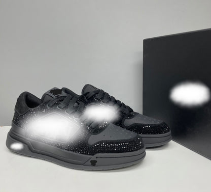 AM001