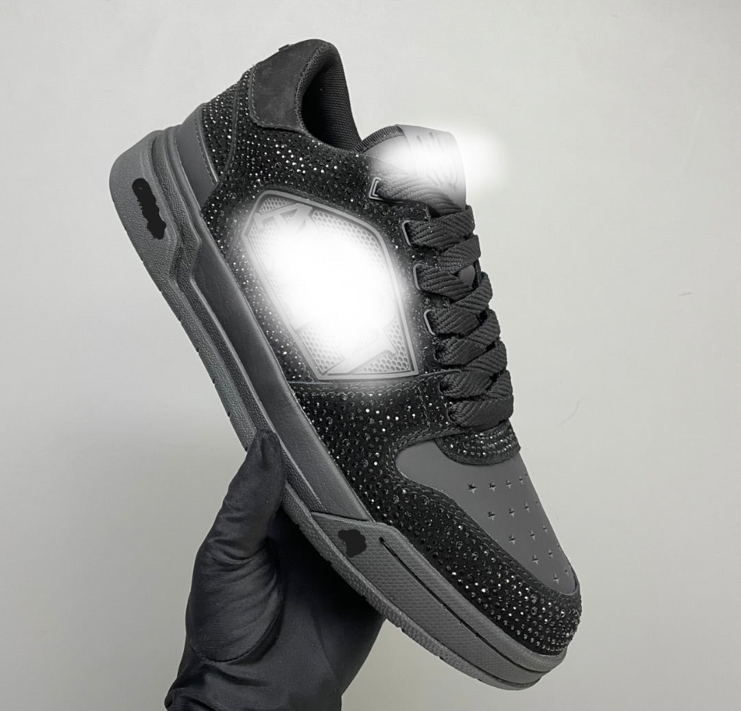 AM001